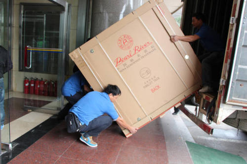 水富钢琴贵重工艺品无忧运